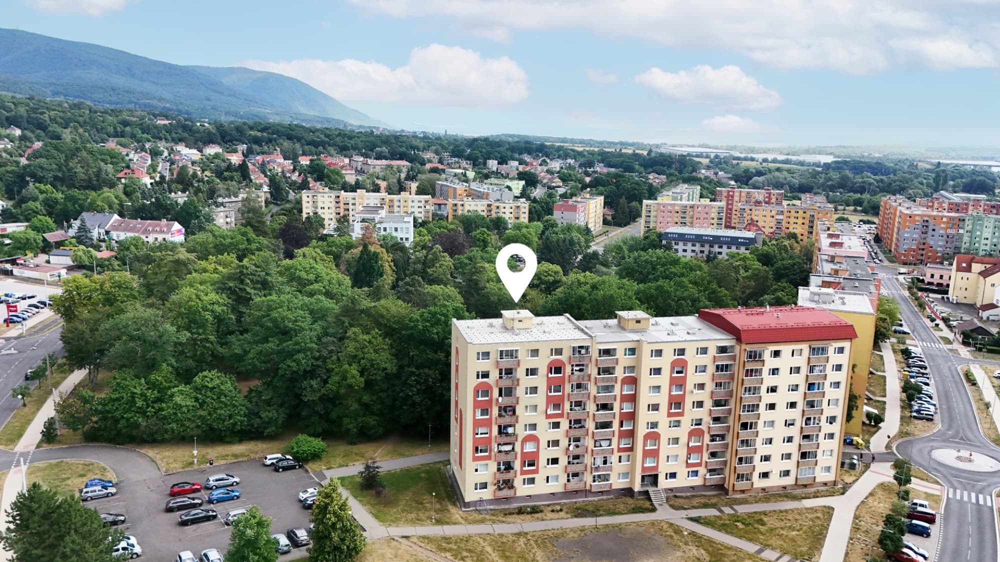Byt 4+1 s lodžií po revitalizaci, Smetanovy sady, Jirkov